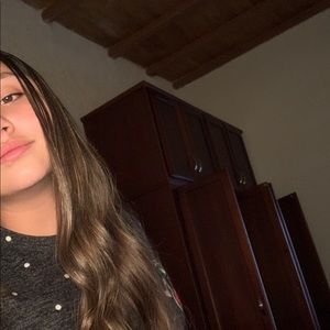 Meet your Posher, Camila